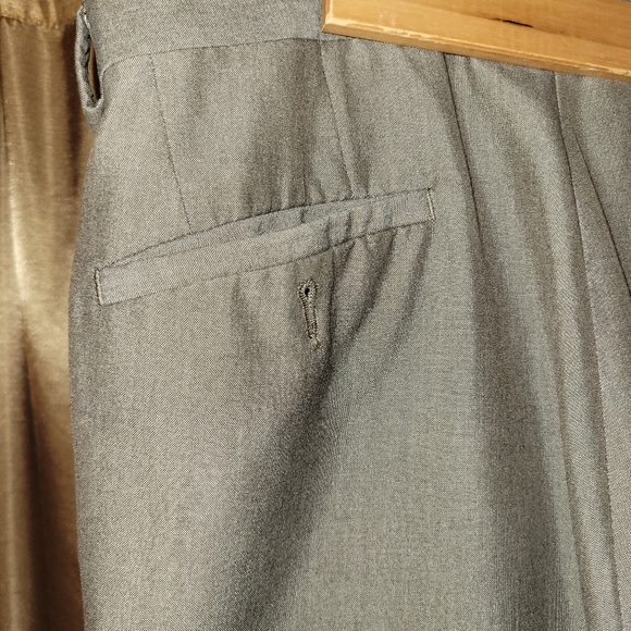 Lauren Ralph Lauren Men's Pants - Picture 7 of 11